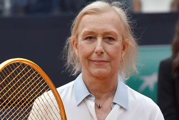 Martina Navratilova’s Inspiring Journey: Triumph Over Cancer