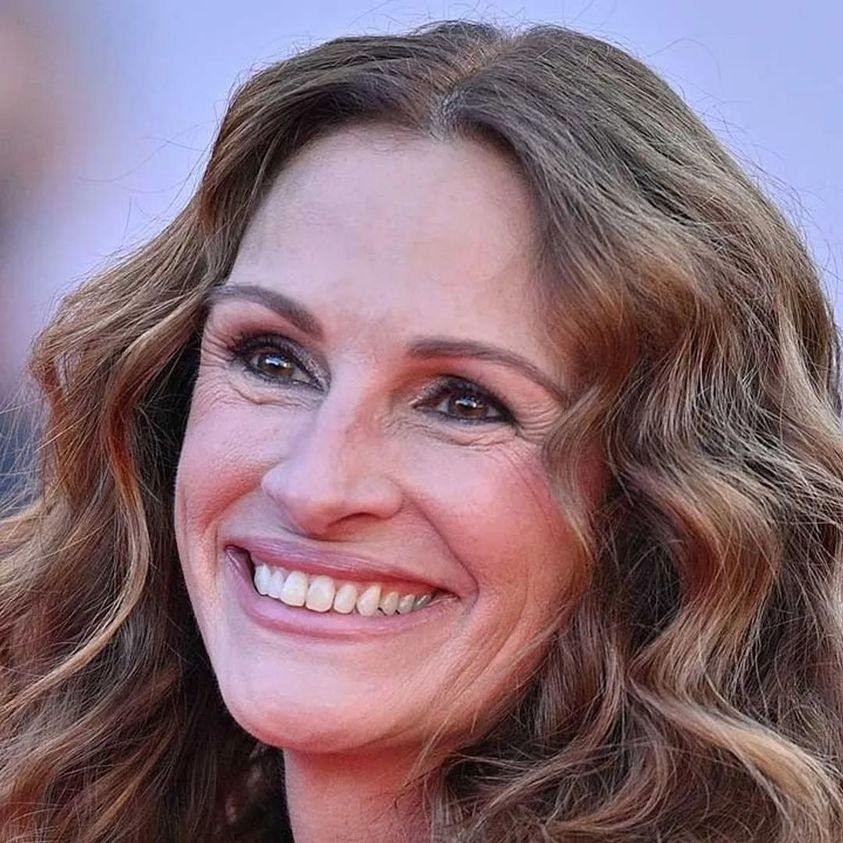 Julia Roberts’ Unique Gesture for George Clooney at the Kennedy Center Honors