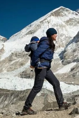 Mum Climbs Deadly 6,000m Mountain to Inspire Son to Follow His Dreams