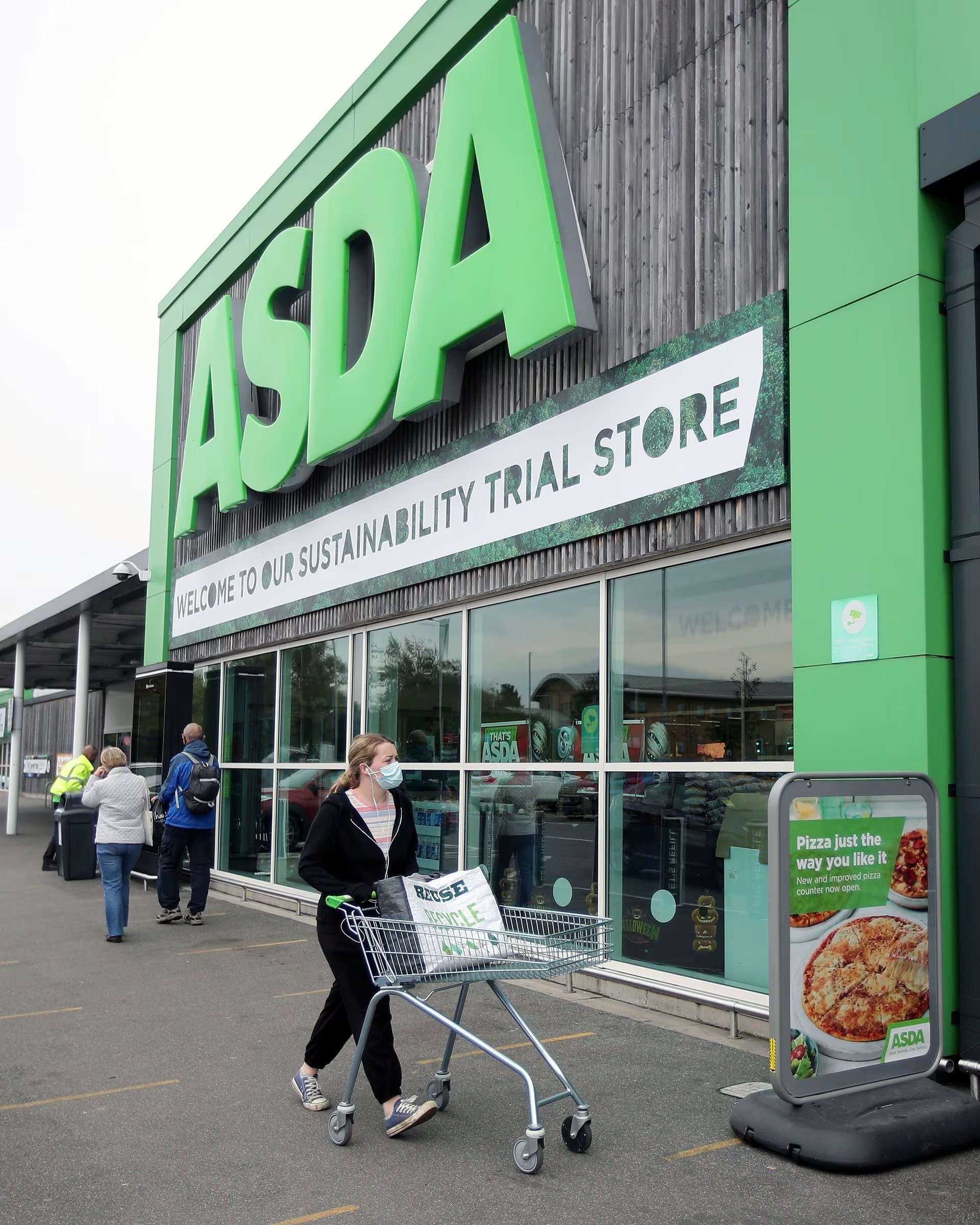 Mum of Autistic Son Expresses Gratitude to Asda Staff for their Kindness