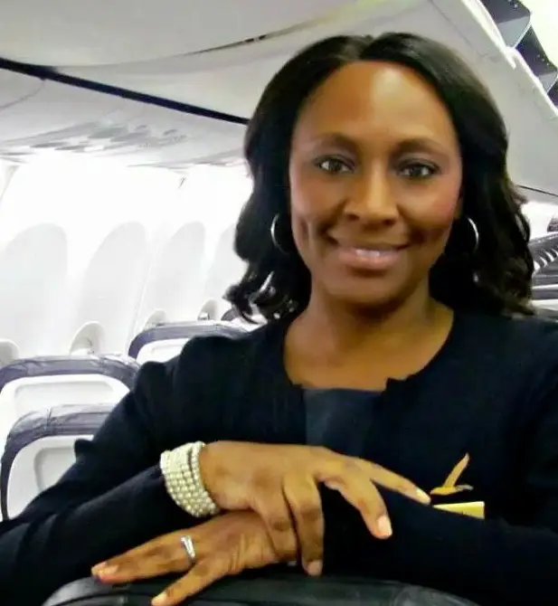 Hero Flight Attendant Rescues Girl from Dangerous Situation