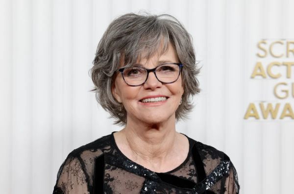 Sally Field with Grandchildren