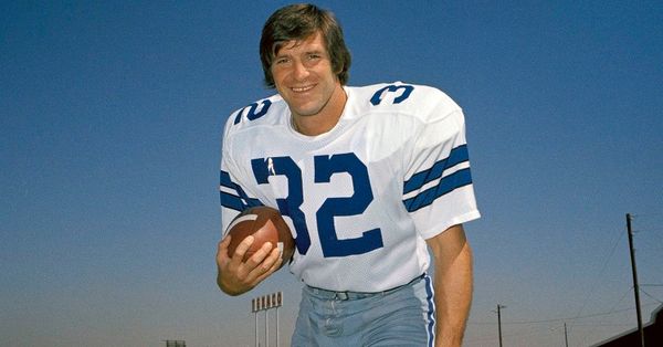 Dallas Cowboys Legend Walt Garrison Dies At 79