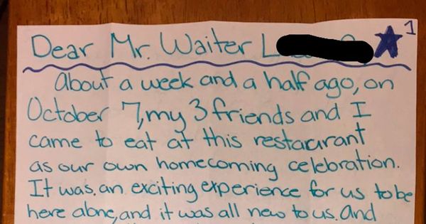 Waiter Served A Group Of Teens and Received a Heartfelt Apology