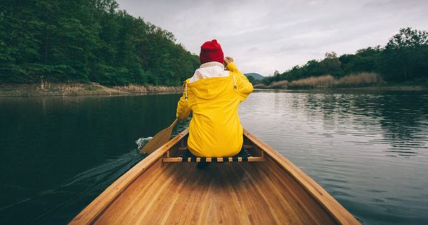 There’s a Woman in a Boat Riddle: Try to Solve the Viral Riddle