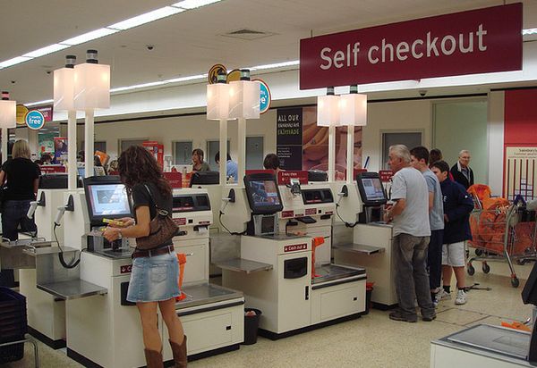 Lawyer Explains Why You Should Never Use The Self-Checkout Lines