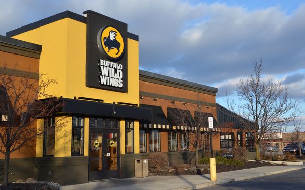 Customers Outraged by Buffalo Wild Wings’ Sneaky Pricing Tactics