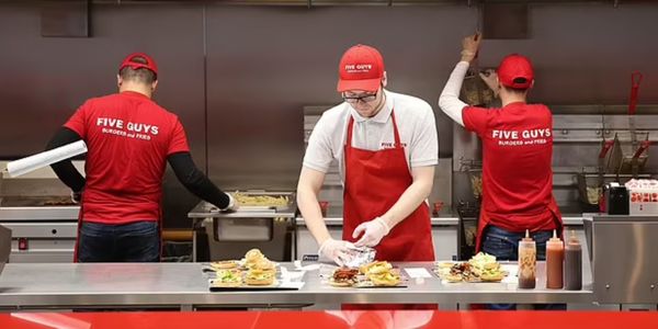 Now We Know The Real Reason This Fast Food Chain Is So Expensive