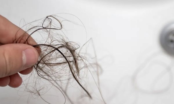 Wife Gets Paranoid When She Discovers Strange Hairs In The Bathroom Sink