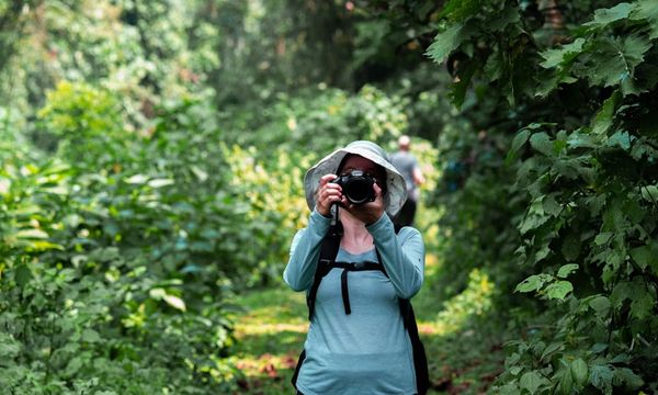 Woman’s Hilarious Mistake in Nature Photography