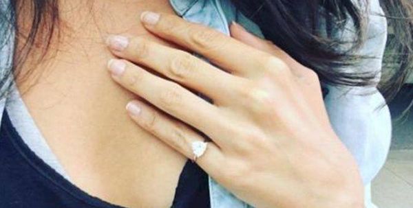 If You Ever See A Woman Wearing An Engagement Ring On Her Pinky, This Is What It Means