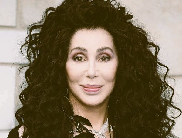 Cher Plans to Leave the United States if Trump Returns