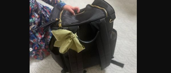 Here’s What You Should Do If You Ever See A Woman With A Ribbon Tied To Her Bag