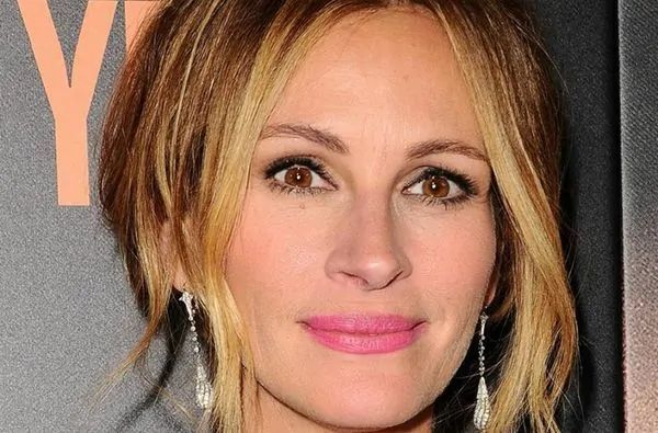 Julia Roberts: Embracing Beauty and Joy at Any Age