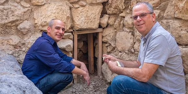 Archeologists Make Stunning Discovery That Could Prove The Bible Was True