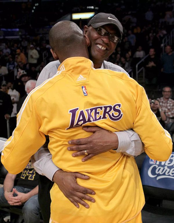 Joe Bryant gave up coaching for seven years to support his son Kobe in the NBA - pictured in 2010. (Stephen Dunn/Getty Images)