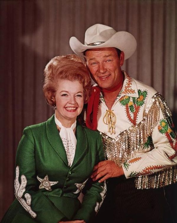 Roy Rogers and Dale Evans: The Legendary Hollywood Family - Teknolojibura