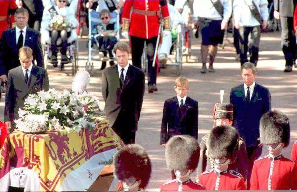 Princess Diana’s Tragic End: Her Final Words and Heartbreaking Demise