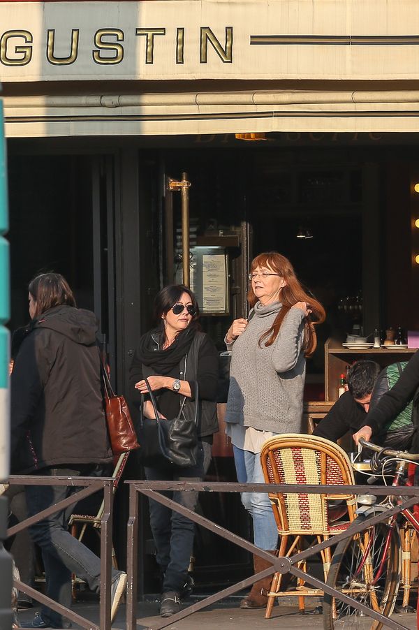 Shannen Doherty and her mother Rosa Doherty in Paris, France | Source: Getty Images