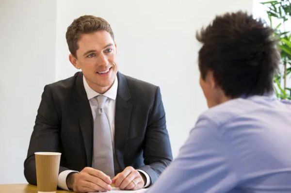 boss checks candidates skills by using salt and pepper test 1340