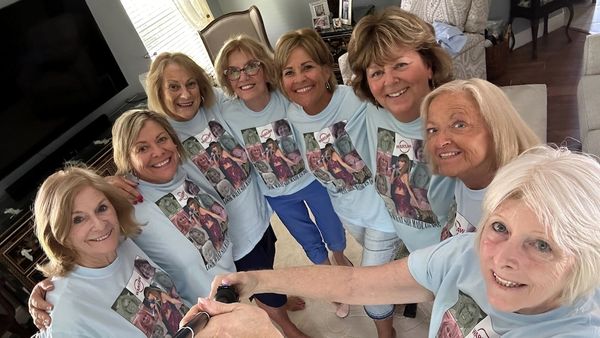 Eight Retirees Embark on a Dream Trip to See Taylor Swift in Poland